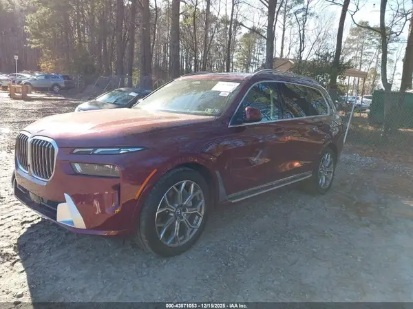 5UX23EM00S9Y16677 2025 BMW X7 - Image 2