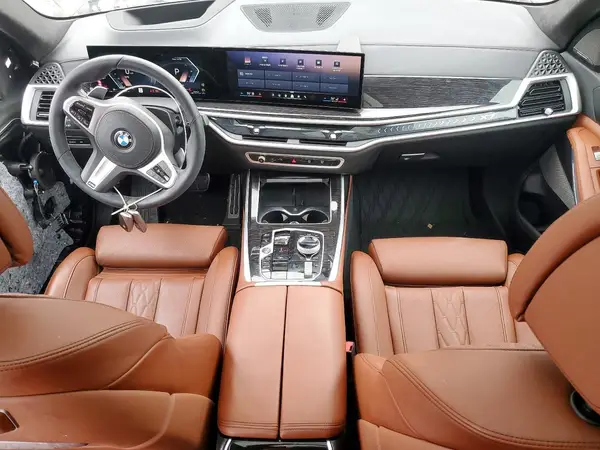 5UX23EM00S9Z20182 2025 BMW X7 - Image 8