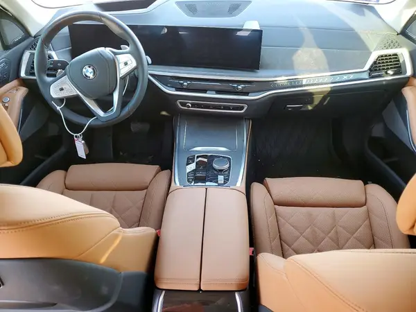 5UX23EM00S9Z93097 2025 BMW X7 - Image 8
