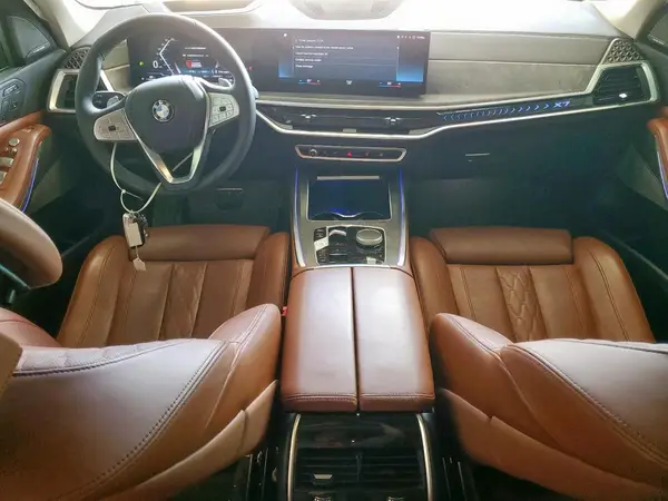 5UX23EM01P9P85706 2023 BMW X7 - Image 8