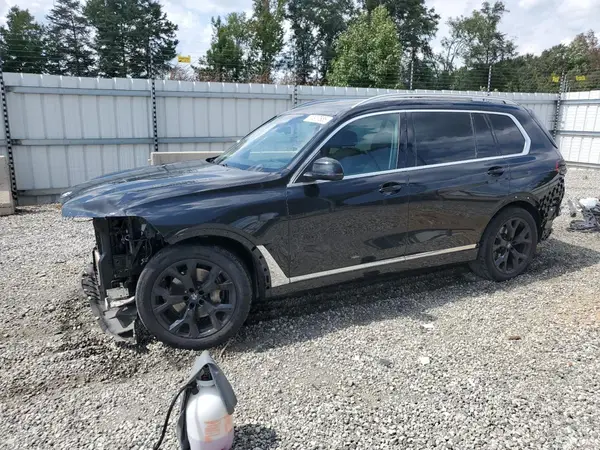5UX23EM01P9R02975 2023 BMW X7 - Image 1