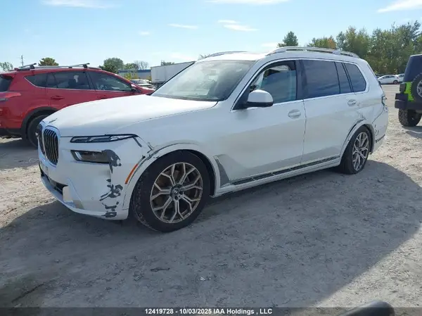 5UX23EM01P9R42540 2023 BMW X7 - Image 2