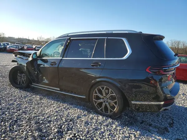 5UX23EM01R9S21296 2024 BMW X7 - Image 2