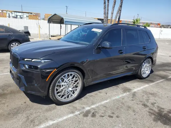 5UX23EM01R9T99953 2024 BMW X7 - Image 1