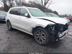5UX23EM01R9U67636 2024 BMW X7