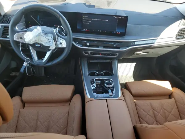 5UX23EM01S9W56339 2025 BMW X7 - Image 8