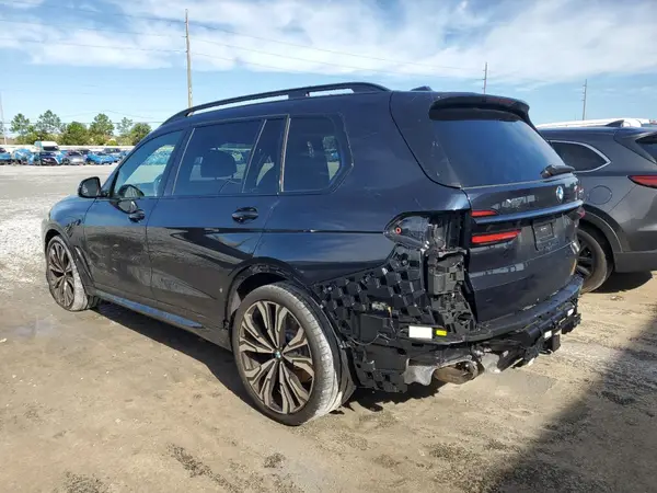 5UX23EM01S9Z52526 2025 BMW X7 - Image 2