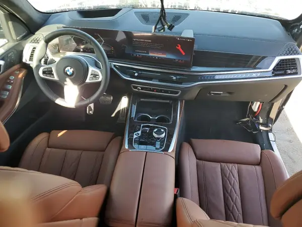 5UX23EM01S9Z52526 2025 BMW X7 - Image 8