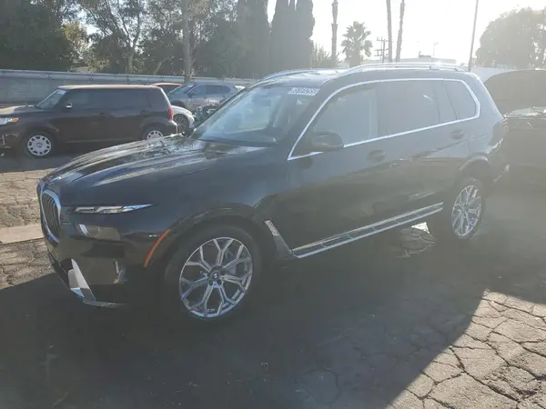 5UX23EM01T9131024 2026 BMW X7 - Image 1