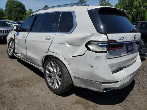 5UX23EM02P9N62493 2023 BMW X7 - Image 2