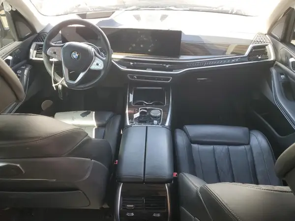5UX23EM02P9N62493 2023 BMW X7 - Image 8