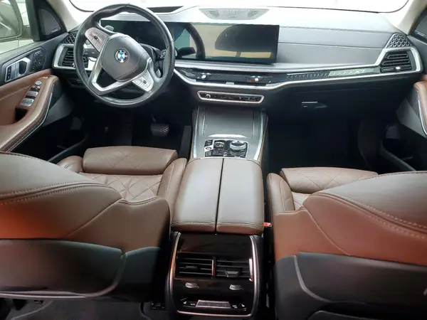 5UX23EM02P9P25417 2023 BMW X7 - Image 8