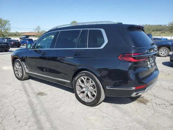 5UX23EM02R9V74498 2024 BMW X7 - Image 2
