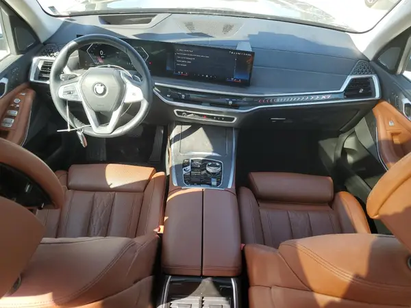 5UX23EM02R9V74498 2024 BMW X7 - Image 8