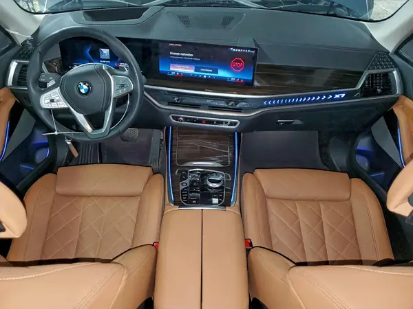5UX23EM02R9V75831 2024 BMW X7 - Image 8
