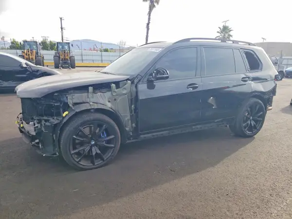 5UX23EM02R9W04714 2024 BMW X7 - Image 1