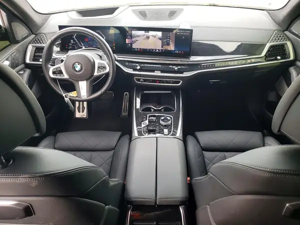 5UX23EM02R9W04714 2024 BMW X7 - Image 8