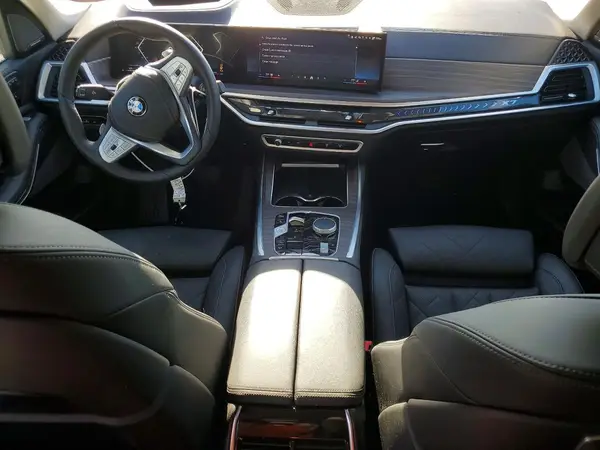 5UX23EM02S9W56740 2025 BMW X7 - Image 8