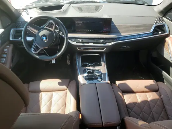 5UX23EM02S9Y29334 2025 BMW X7 - Image 8