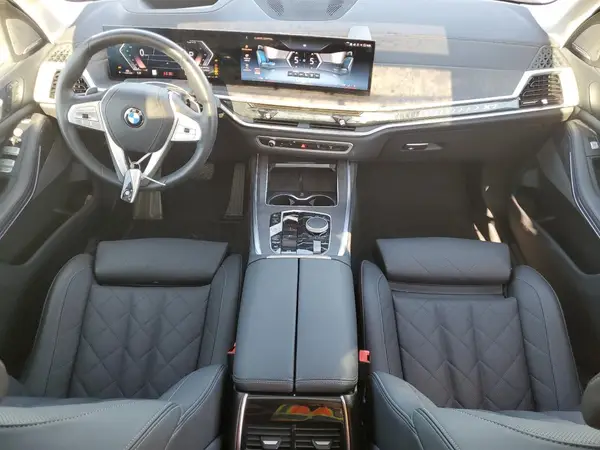 5UX23EM02S9Z20250 2025 BMW X7 - Image 8