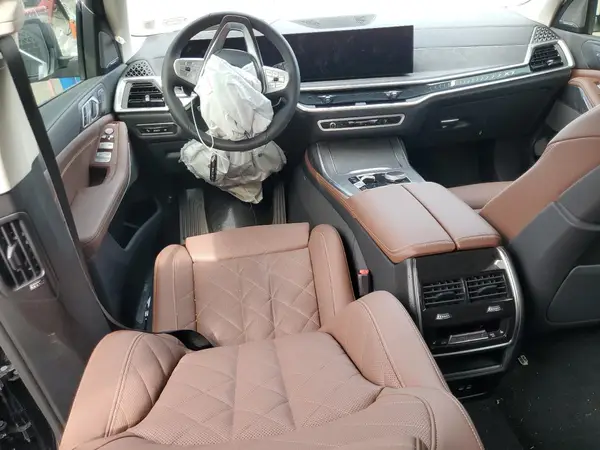 5UX23EM02S9Z55807 2025 BMW X7 - Image 8