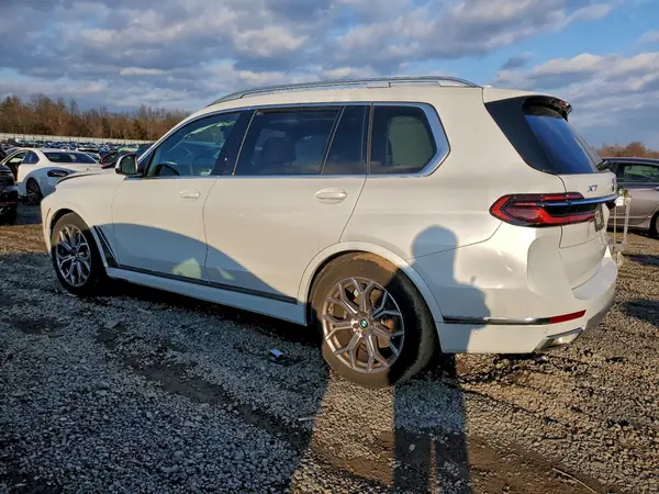 5UX23EM02S9Z89939 2025 BMW X7 - Image 2