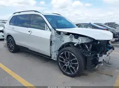 5UX23EM02T9356794 2026 BMW X7