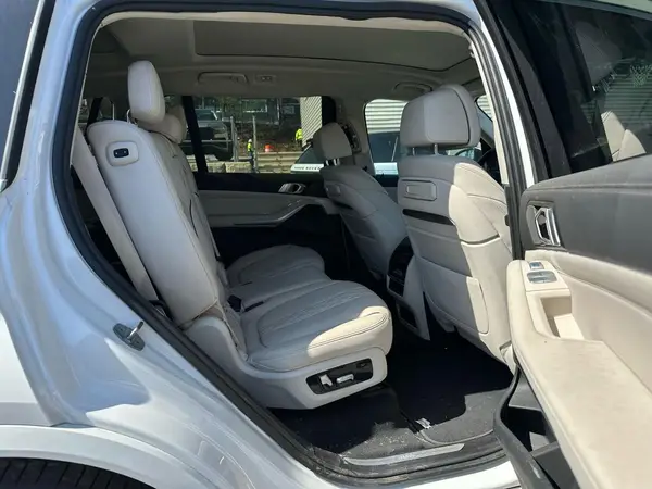5UX23EM03P9P67515 2023 BMW X7 - Image 8