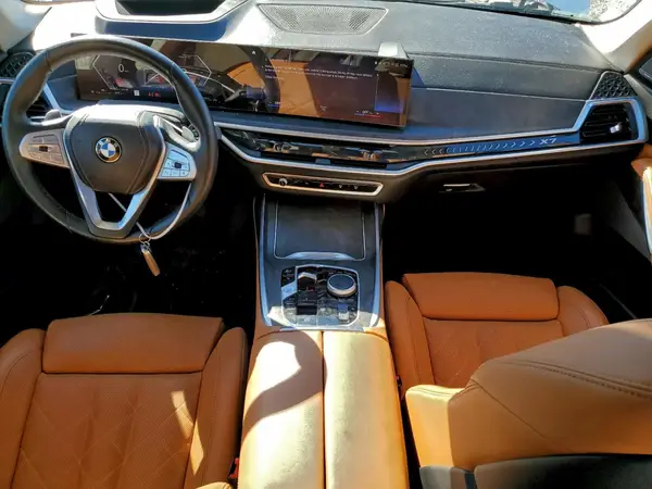 5UX23EM03P9R02086 2023 BMW X7 - Image 8