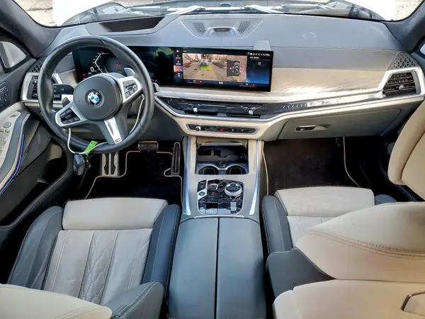 5UX23EM03P9R30194 2023 BMW X7 - Image 8