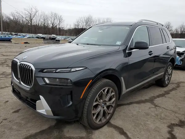5UX23EM03R9S17945 2024 BMW X7 - Image 1
