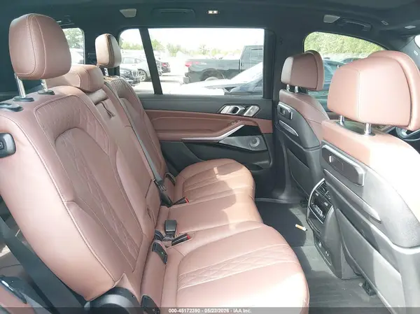 5UX23EM03R9U15408 2024 BMW X7 - Image 8
