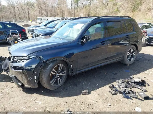 5UX23EM03S9W96700 2025 BMW X7 - Image 2