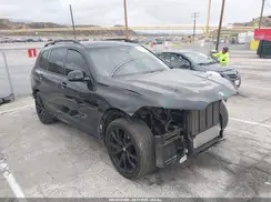 5UX23EM03S9Y00053 2025 BMW X7