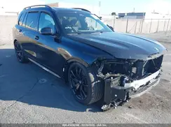 5UX23EM03S9Y00103 2025 BMW X7