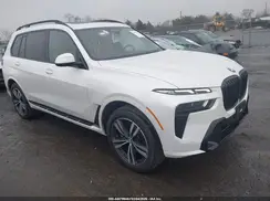 5UX23EM03T9189488 2026 BMW X7
