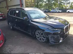 5UX23EM04R9S60111 2024 BMW X7