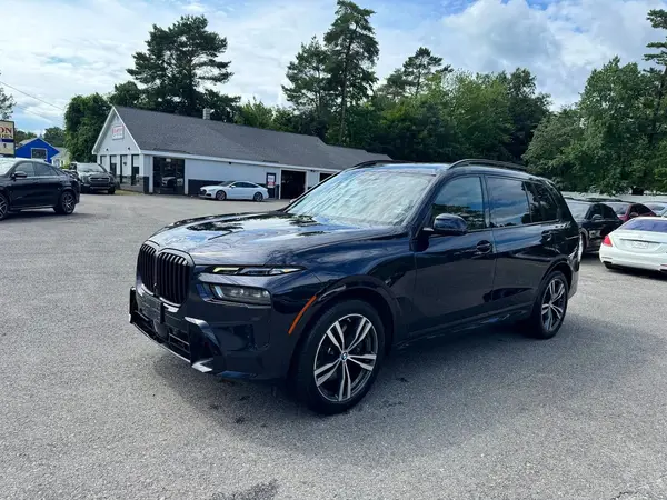 5UX23EM04R9U41824 2024 BMW X7 - Image 1