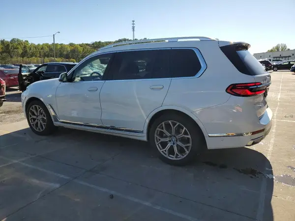 5UX23EM04R9U60129 2024 BMW X7 - Image 2