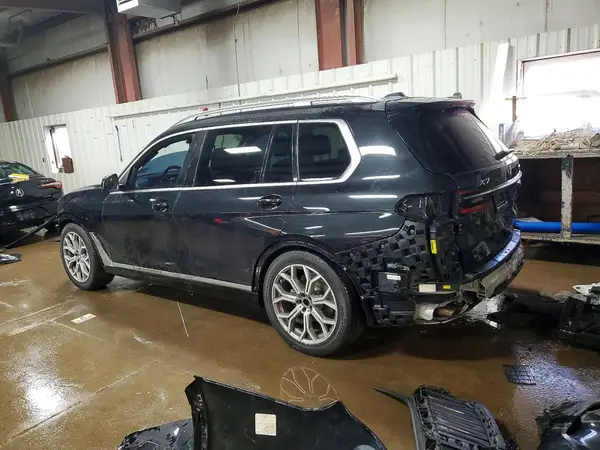 5UX23EM04S9W58165 2025 BMW X7 - Image 2
