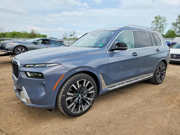 5UX23EM04S9Z67165 2025 BMW X7 - Image 1