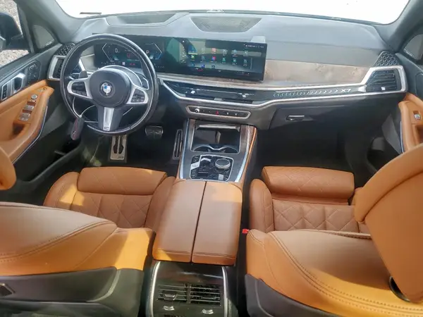 5UX23EM05P9R00100 2023 BMW X7 - Image 8
