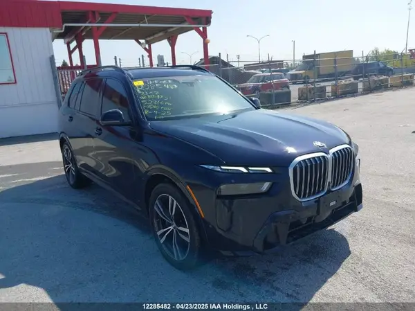 5UX23EM05P9R04731 2023 BMW X7 - Image 1