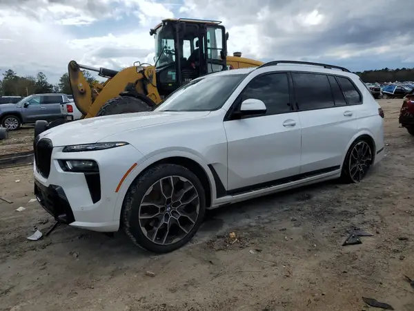 5UX23EM05R9S68119 2024 BMW X7 - Image 1