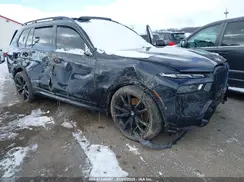 5UX23EM05R9U64819 2024 BMW X7