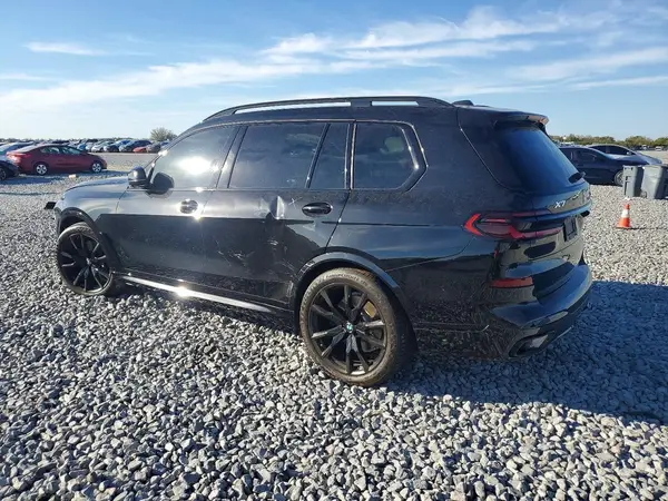5UX23EM05R9V65617 2024 BMW X7 - Image 2