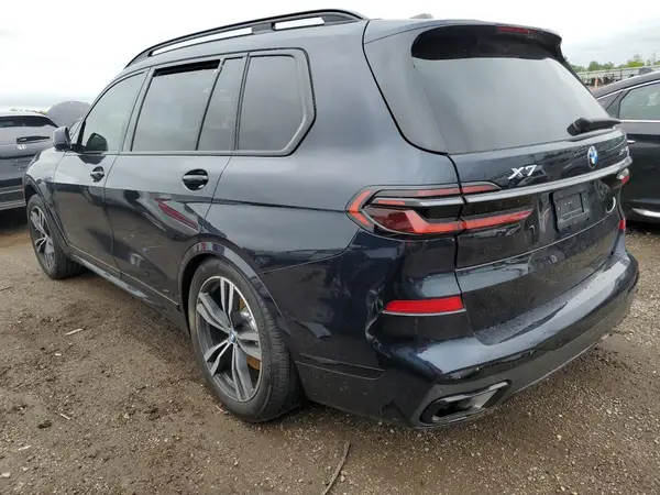 5UX23EM05S9W33257 2025 BMW X7 - Image 2