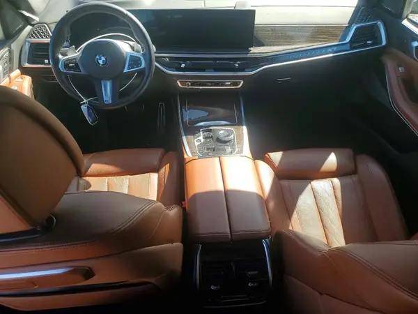 5UX23EM05S9W76125 2025 BMW X7 - Image 8