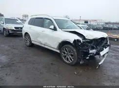 5UX23EM05S9X98435 2025 BMW X7