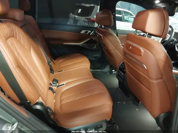 5UX23EM05S9Z78708 2025 BMW X7 - Image 8